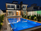 Satılır 10 otaqlı 500 m2 bağ evi Buzovna