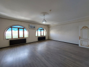 İcarəyə verilir 11 otaqlı 330 m2 ofis Nəsimi r.