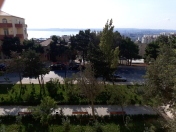 Satılır 3 otaqlı 72 m2 köhnə tikili Neapol dairəsi