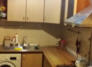 Satılır 1 otaqlı 40 m2 köhnə tikili Space TV