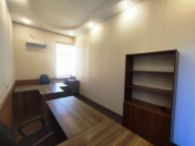 İcarəyə verilir 1 otaqlı 24 m2 ofis ABŞ səfirliyi