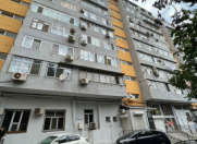 Satılır 2 otaqlı 47 m2 köhnə tikili Gənclik m.