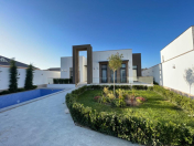Satılır 4 otaqlı 200 m2 bağ evi Mərdəkan