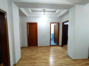 İcarəyə verilir 2 otaqlı 100 m2 yeni tikili Nizami m.