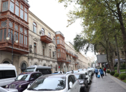 İcarəyə verilir 2 otaqlı 50 m2 köhnə tikili İçəri Şəhər m.