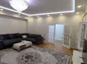 İcarəyə verilir 3 otaqlı 163 m2 yeni tikili Nizami m.