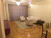 İcarəyə verilir 3 otaqlı 154 m2 yeni tikili Şah İsmayıl Xətai m.