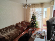 Satılır 3 otaqlı 58 m2 köhnə tikili Əmək və Əhalinin Sosial Müdafiəsi Nazirliyi