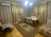 İcarəyə verilir 4 otaqlı 120 m2 köhnə tikili Elmlər Akademiyası m.