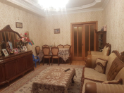 Satılır 2 otaqlı 80 m2 yeni tikili Gənclik m.