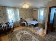 İcarəyə verilir 2 otaqlı 65 m2 köhnə tikili Gənclik m.