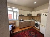 İcarəyə verilir 4 otaqlı 140 m2 bağ evi Şüvəlan