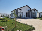 Satılır 4 otaqlı 160 m2 bağ evi Şüvəlan