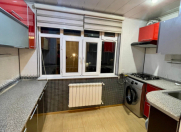 İcarəyə verilir 3 otaqlı 80 m2 köhnə tikili Gənclik m.