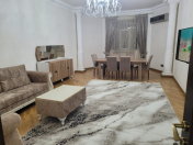 İcarəyə verilir 3 otaqlı 125 m2 yeni tikili 28 May m.