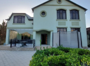 Satılır 6 otaqlı 340 m2 bağ evi Şüvəlan