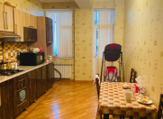 Satılır 2 otaqlı 78 m2 yeni tikili 9 mkr