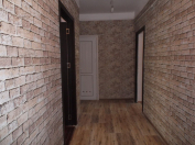 İcarəyə verilir 5 otaqlı 120 m2 köhnə tikili Şah İsmayıl Xətai m.