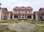 Satılır 8 otaqlı 1717 m2 villa Buzovna