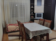 İcarəyə verilir 2 otaqlı 60 m2 köhnə tikili İnşaatçılar m.