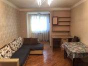 İcarəyə verilir 2 otaqlı 45 m2 köhnə tikili Gənclik m.