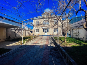 Satılır 8 otaqlı 297.6 m2 bağ evi Bakıxanov