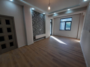 Satılır 2 otaqlı 80 m2 yeni tikili Gənclik m.
