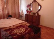 İcarəyə verilir 3 otaqlı 80 m2 köhnə tikili İnşaatçılar m.