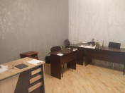 İcarəyə verilir 5 otaqlı 215 m2 ofis Şah İsmayıl Xətai m.