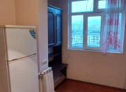 İcarəyə verilir 1 otaqlı 40 m2 köhnə tikili Xalqlar Dostluğu m.