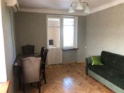 İcarəyə verilir 2 otaqlı 40 m2 köhnə tikili Elmlər Akademiyası m.