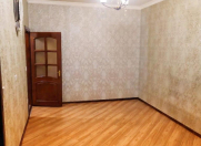 Satılır 2 otaqlı 45 m2 köhnə tikili Memar Əcəmi m.