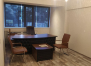 İcarəyə verilir 8 otaqlı 260 m2 ofis Nərimanov r.