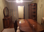 İcarəyə verilir 4 otaqlı 100 m2 köhnə tikili Azadlıq prospekti m.