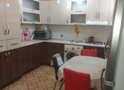 İcarəyə verilir 3 otaqlı 120 m2 köhnə tikili İnşaatçılar m.