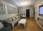 İcarəyə verilir 3 otaqlı 87 m2 köhnə tikili Nizami m.