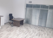 İcarəyə verilir 1 otaqlı 40 m2 ofis Elmlər Akademiyası m.