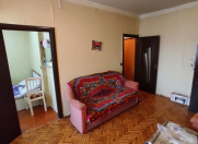 İcarəyə verilir 2 otaqlı 40 m2 köhnə tikili Memar Əcəmi m.