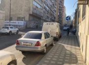 İcarəyə verilir 4 otaqlı 120 m2 ofis Nizami m.