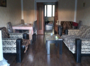 İcarəyə verilir 3 otaqlı 90 m2 köhnə tikili 28 May m.