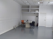 İcarəyə verilir 1 otaqlı 20 m2 ofis 28 May m.