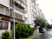 Satılır 2 otaqlı 60 m2 köhnə tikili Ayna Sultanova heykəli