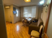 Satılır 3 otaqlı 127 m2 yeni tikili Memar Əcəmi m.