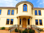 Satılır 10 otaqlı 460 m2 villa Şəmkir