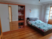 İcarəyə verilir 3 otaqlı 80 m2 köhnə tikili Qara Qarayev m.