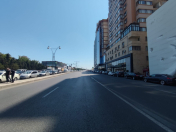 İcarəyə verilir 60 otaqlı 3250 m2 ofis Xətai r.