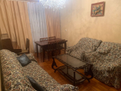 Satılır 2 otaqlı 51 m2 köhnə tikili İnşaatçılar m.