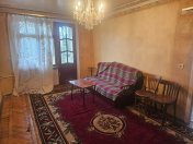 Satılır 2 otaqlı 52 m2 köhnə tikili Nərimanov r.