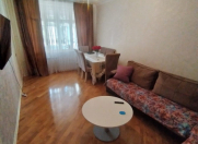 Satılır 4 otaqlı 90 m2 köhnə tikili Həzi Aslanov m.