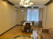 İcarəyə verilir 3 otaqlı 134 m2 yeni tikili Nəriman Nərimanov m.